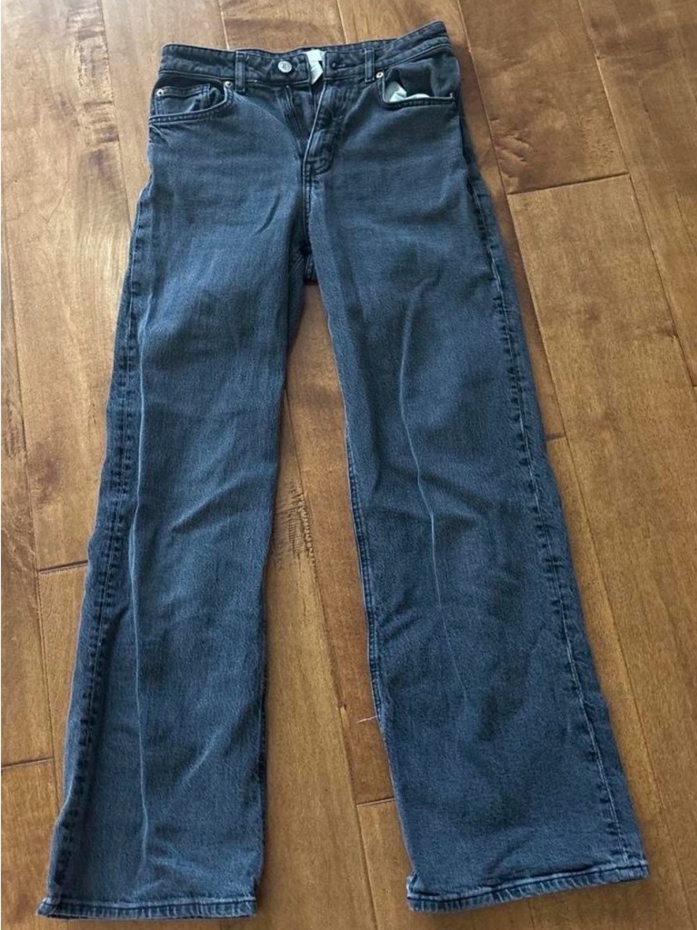 Classic Women's Straight-Leg Jeans - black